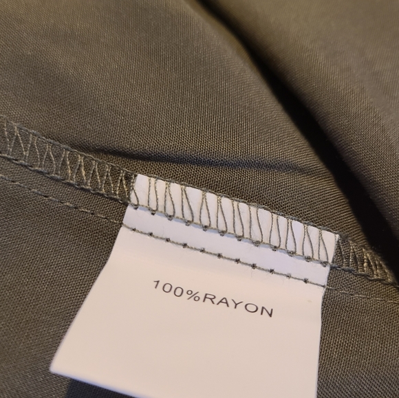 🌟 Women's Tiered Sleeveless Army Green Maxi Dress, Size Small - Picture 8 of 11